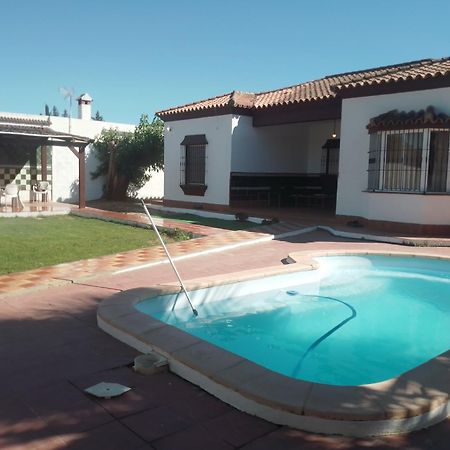 Agradable Chalet Con Piscina Para Escapadas. Chiclana de la Frontera Exterior photo